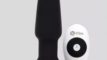 b-Vibe Rimming Butt Plug Review - Remote Control Vibrating Butt Blug